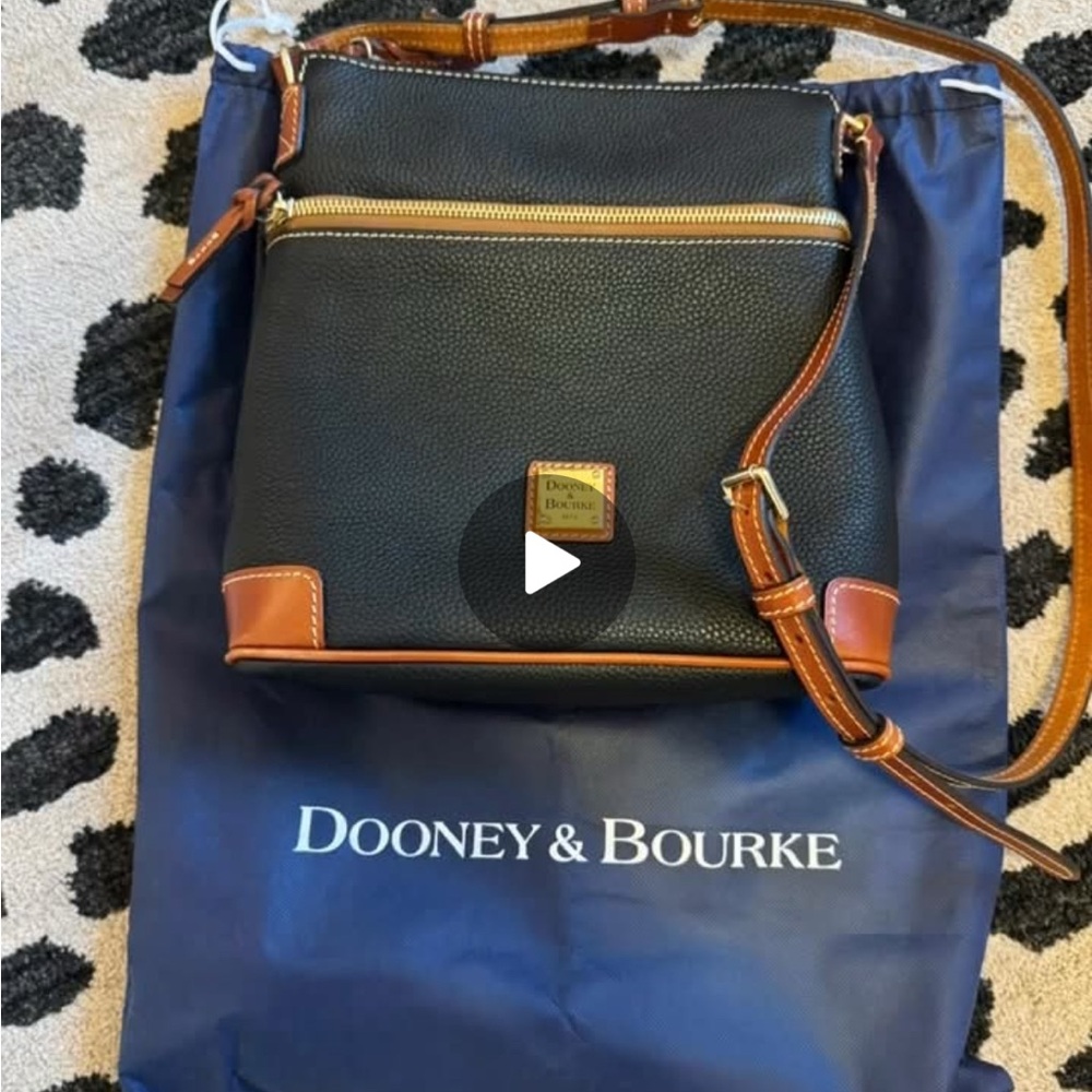 Dooney & Bourke Tan Shoulder Bag with Red Interior - Picture 2 of 3